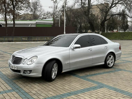 Сірий Мерседес Е-Клас, об'ємом двигуна 3 л та пробігом 337 тис. км за 10500 $, фото 1 на Automoto.ua