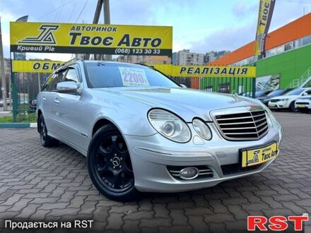 Сірий Мерседес Е-Клас, об'ємом двигуна 2.2 л та пробігом 270 тис. км за 8300 $, фото 1 на Automoto.ua