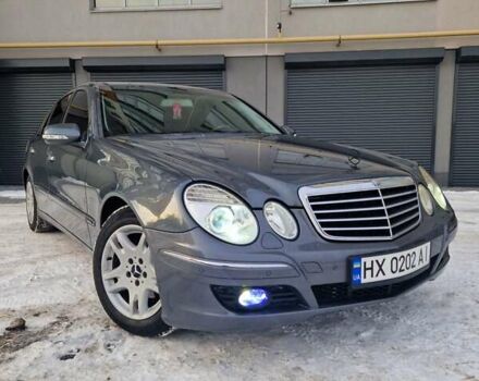 Серый Мерседес Е-Класс, объемом двигателя 1.8 л и пробегом 260 тыс. км за 7700 $, фото 1 на Automoto.ua