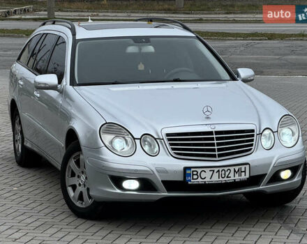 Серый Мерседес Е-Класс, объемом двигателя 1.8 л и пробегом 250 тыс. км за 7000 $, фото 1 на Automoto.ua
