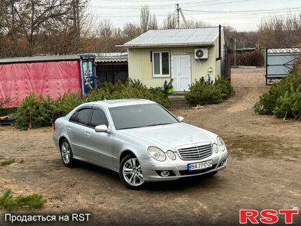 Мерседес Е-Класс 2008 в Ольшанка на Automoto.ua Серый Мерседес Е-Класс, объемом двигателя 2.1 л и пробегом 260 тыс. км за 8999 $, фото 1 на Automoto.ua