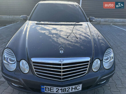 Мерседес Е-Клас 2008 у Миколаєві на Automoto.ua Сірий Мерседес Е-Клас, об'ємом двигуна 2.15 л та пробігом 502 тис. км за 8700 $, фото 1 на Automoto.ua