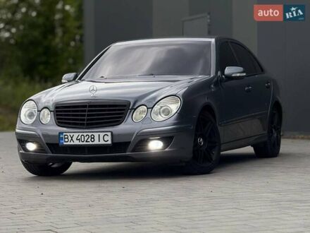 Мерседес Е-Клас 2008 у Хмельницькому на Automoto.ua Сірий Мерседес Е-Клас, об'ємом двигуна 1.8 л та пробігом 245 тис. км за 8499 $, фото 1 на Automoto.ua