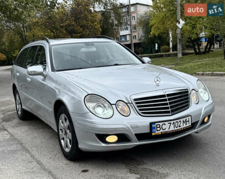 Мерседес Е-Класс 2008 в Запорожье на Automoto.ua Серый Мерседес Е-Класс, объемом двигателя 1.8 л и пробегом 250 тыс. км за 6400 $, фото 1 на Automoto.ua