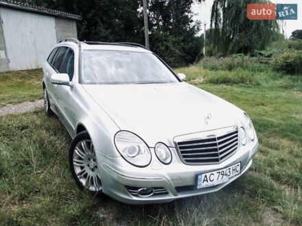 Мерседес Е-Класс 2008 в Луцке на Automoto.ua Серый Мерседес Е-Класс, объемом двигателя 3 л и пробегом 305 тыс. км за 9200 $, фото 1 на Automoto.ua