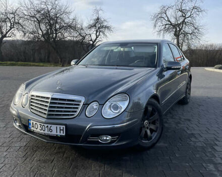 Серый Мерседес Е-Класс, объемом двигателя 2.15 л и пробегом 249 тыс. км за 13100 $, фото 1 на Automoto.ua