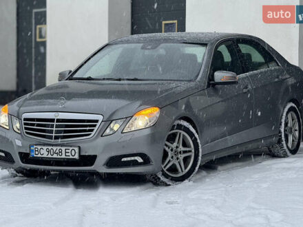 Сірий Мерседес Е-Клас, об'ємом двигуна 3 л та пробігом 460 тис. км за 12600 $, фото 1 на Automoto.ua