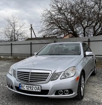 Серый Мерседес Е-Класс, объемом двигателя 3.5 л и пробегом 142 тыс. км за 15600 $, фото 1 на Automoto.ua