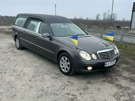 Мерседес Е-Клас 2009 у Белой Церкве на Automoto.ua Сірий Мерседес Е-Клас, об'ємом двигуна 3 л та пробігом 256 тис. км за 29000 $, фото 1 на Automoto.ua