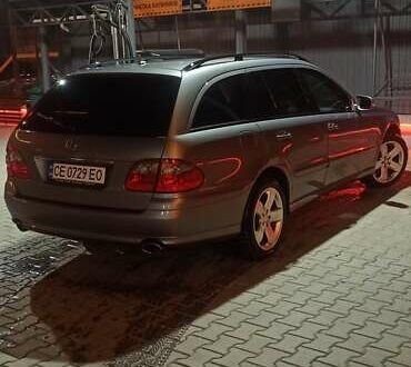 Мерседес Е-Клас 2009 у Герце на Automoto.ua Сірий Мерседес Е-Клас, об'ємом двигуна 2.99 л та пробігом 370 тис. км за 7900 $, фото 1 на Automoto.ua