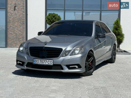 Серый Мерседес Е-Класс, объемом двигателя 2.14 л и пробегом 303 тыс. км за 16300 $, фото 1 на Automoto.ua