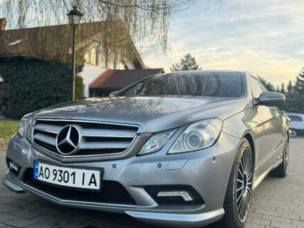 Сірий Мерседес Е-Клас, об'ємом двигуна 3.5 л та пробігом 225 тис. км за 12500 $, фото 1 на Automoto.ua