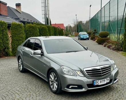 Сірий Мерседес Е-Клас, об'ємом двигуна 3 л та пробігом 302 тис. км за 15700 $, фото 1 на Automoto.ua