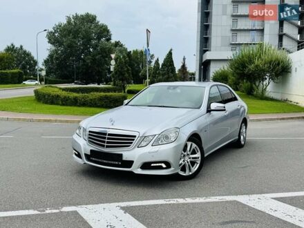Мерседес Е-Класс 2010 в Харькове на Automoto.ua Серый Мерседес Е-Класс, объемом двигателя 1.8 л и пробегом 218 тыс. км за 12500 $, фото 1 на Automoto.ua