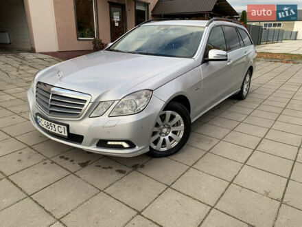 Сірий Мерседес Е-Клас, об'ємом двигуна 2.2 л та пробігом 315 тис. км за 8700 $, фото 1 на Automoto.ua