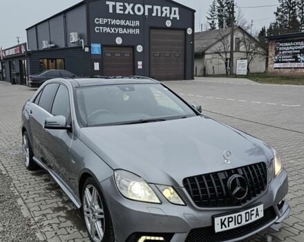 Сірий Мерседес Е-Клас, об'ємом двигуна 2 л та пробігом 189 тис. км за 5249 $, фото 1 на Automoto.ua