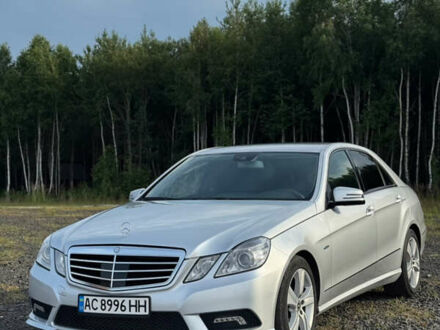 Мерседес Е-Класс 2010 в Ковель на Automoto.ua Серый Мерседес Е-Класс, объемом двигателя 2.99 л и пробегом 248 тыс. км за 13700 $, фото 1 на Automoto.ua
