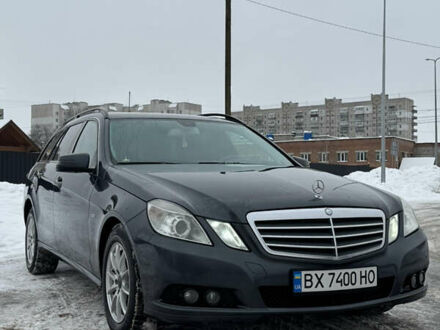 Сірий Мерседес Е-Клас, об'ємом двигуна 2.1 л та пробігом 309 тис. км за 8950 $, фото 1 на Automoto.ua