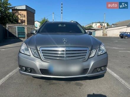 Мерседес Е-Класс 2010 в Броварах на Automoto.ua Серый Мерседес Е-Класс, объемом двигателя 1.8 л и пробегом 365 тыс. км за 11500 $, фото 1 на Automoto.ua