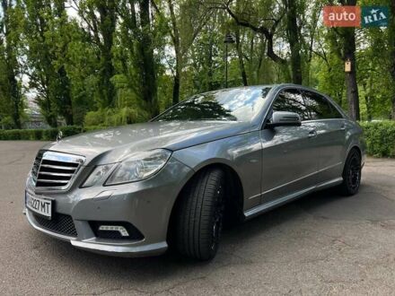 Мерседес Е-Класс 2011 в Киеве на Automoto.ua Серый Мерседес Е-Класс, объемом двигателя 1.8 л и пробегом 190 тыс. км за 13000 $, фото 1 на Automoto.ua