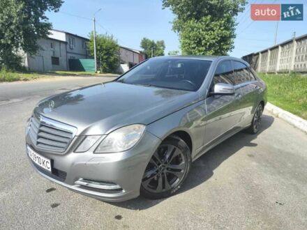 Мерседес Е-Клас 2011 у Буче на Automoto.ua Сірий Мерседес Е-Клас, об'ємом двигуна 2.1 л та пробігом 326 тис. км за 1000 $, фото 1 на Automoto.ua