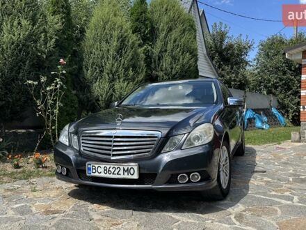 Сірий Мерседес Е-Клас, об'ємом двигуна 2.14 л та пробігом 298 тис. км за 12600 $, фото 1 на Automoto.ua