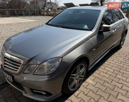 Серый Мерседес Е-Класс, объемом двигателя 2.99 л и пробегом 265 тыс. км за 14800 $, фото 1 на Automoto.ua