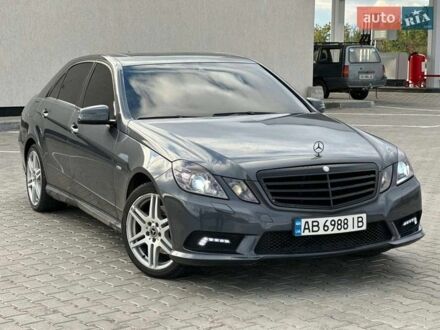 Серый Мерседес Е-Класс, объемом двигателя 2.14 л и пробегом 290 тыс. км за 14000 $, фото 1 на Automoto.ua