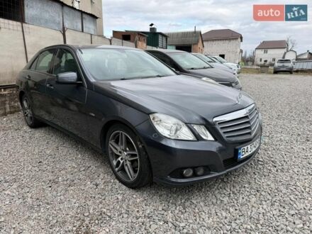 Сірий Мерседес Е-Клас, об'ємом двигуна 1.8 л та пробігом 190 тис. км за 11500 $, фото 1 на Automoto.ua
