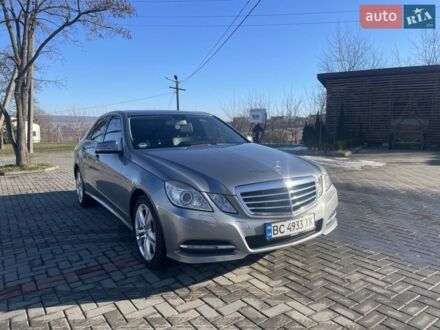 Серый Мерседес Е-Класс, объемом двигателя 2.1 л и пробегом 238 тыс. км за 15300 $, фото 1 на Automoto.ua