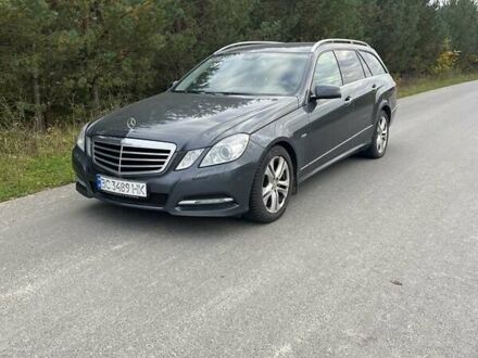 Мерседес Е-Класс 2012 в Львове на Automoto.ua Серый Мерседес Е-Класс, объемом двигателя 2.14 л и пробегом 322 тыс. км за 13200 $, фото 1 на Automoto.ua