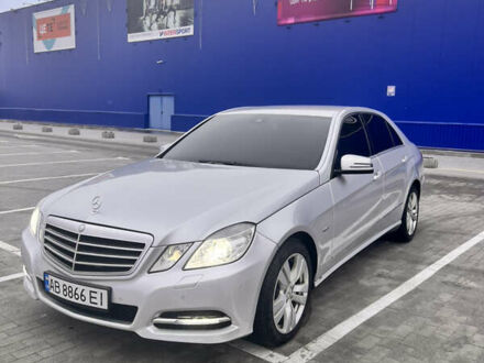 Мерседес Е-Класс 2012 в Виннице на Automoto.ua Серый Мерседес Е-Класс, объемом двигателя 2.14 л и пробегом 256 тыс. км за 11800 $, фото 1 на Automoto.ua