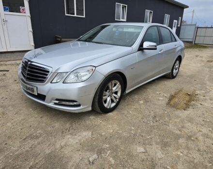Мерседес Е-Клас 2012 у Львові на Automoto.ua Сірий Мерседес Е-Клас, об'ємом двигуна 2.2 л та пробігом 200 тис. км за 5200 $, фото 1 на Automoto.ua