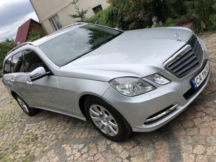 Мерседес Е-Класс 2012 в Киеве на Automoto.ua Серый Мерседес Е-Класс, объемом двигателя 2.2 л и пробегом 315 тыс. км за 12900 $, фото 1 на Automoto.ua