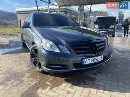 Мерседес Е-Класс 2012 в Косове на Automoto.ua Серый Мерседес Е-Класс, объемом двигателя 2.14 л и пробегом 360 тыс. км за 12200 $, фото 1 на Automoto.ua