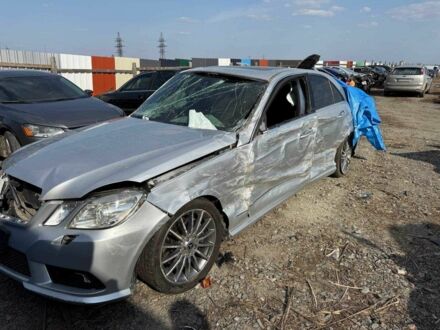 Мерседес Е-Класс 2013 в Белой Церкве на Automoto.ua Серый Мерседес Е-Класс, объемом двигателя 3 л и пробегом 198 тыс. км за 5500 $, фото 1 на Automoto.ua