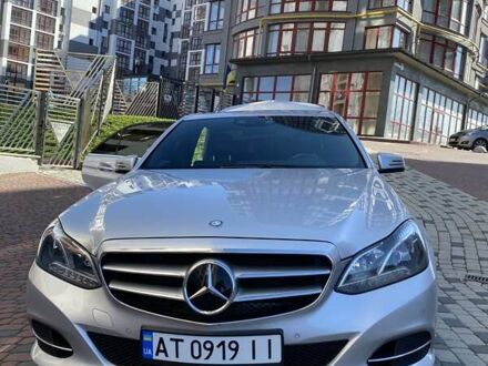 Мерседес Е-Класс 2013 в Ивано-Франковске на Automoto.ua Серый Мерседес Е-Класс, объемом двигателя 1.99 л и пробегом 133 тыс. км за 19200 $, фото 1 на Automoto.ua
