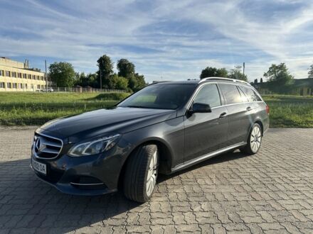 Мерседес Е-Класс 2013 в Стрые на Automoto.ua Серый Мерседес Е-Класс, объемом двигателя 2.1 л и пробегом 353 тыс. км за 14000 $, фото 1 на Automoto.ua