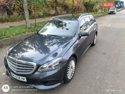 Серый Мерседес Е-Класс, объемом двигателя 2.14 л и пробегом 262 тыс. км за 14000 $, фото 1 на Automoto.ua