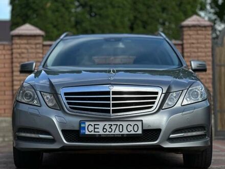Мерседес Е-Класс 2013 в Черновцах на Automoto.ua Серый Мерседес Е-Класс, объемом двигателя 2.1 л и пробегом 175 тыс. км за 15100 $, фото 1 на Automoto.ua