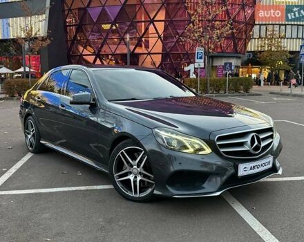 Сірий Мерседес Е-Клас, об'ємом двигуна 2.99 л та пробігом 300 тис. км за 24790 $, фото 1 на Automoto.ua