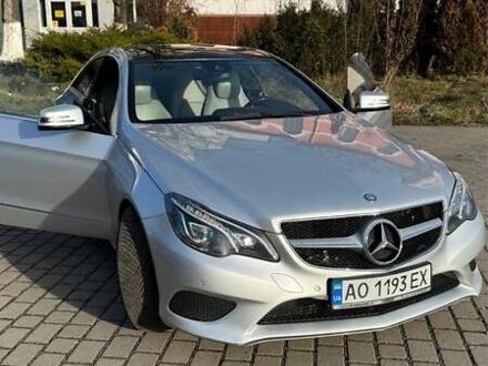 Мерседес Е-Клас 2014 у Береговом на Automoto.ua Сірий Мерседес Е-Клас, об'ємом двигуна 2.1 л та пробігом 208 тис. км за 21813 $, фото 1 на Automoto.ua