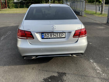 Мерседес Е-Класс 2014 в Ужгороде на Automoto.ua Серый Мерседес Е-Класс, объемом двигателя 2.14 л и пробегом 218 тыс. км за 20500 $, фото 1 на Automoto.ua