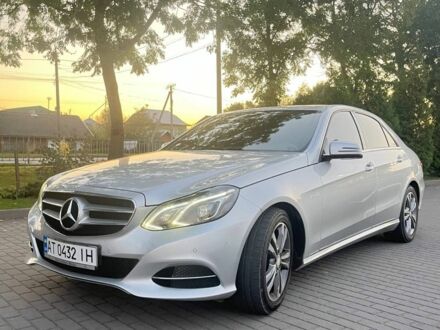 Мерседес Е-Класс 2014 в Коломые на Automoto.ua Серый Мерседес Е-Класс, объемом двигателя 2.1 л и пробегом 358 тыс. км за 1500 $, фото 1 на Automoto.ua