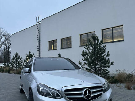 Серый Мерседес Е-Класс, объемом двигателя 2.14 л и пробегом 217 тыс. км за 18200 $, фото 1 на Automoto.ua