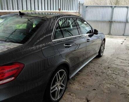 Серый Мерседес Е-Класс, объемом двигателя 3 л и пробегом 119 тыс. км за 30000 $, фото 1 на Automoto.ua