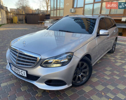 Серый Мерседес Е-Класс, объемом двигателя 2.14 л и пробегом 290 тыс. км за 12999 $, фото 1 на Automoto.ua