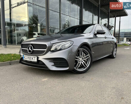 Серый Мерседес Е-Класс, объемом двигателя 3 л и пробегом 122 тыс. км за 37500 $, фото 1 на Automoto.ua