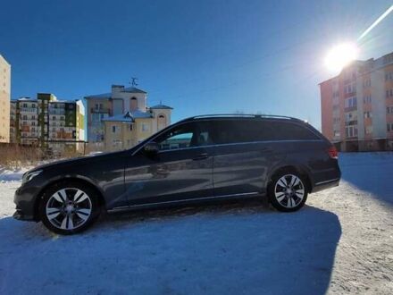 Серый Мерседес Е-Класс, объемом двигателя 2.1 л и пробегом 258 тыс. км за 19000 $, фото 1 на Automoto.ua