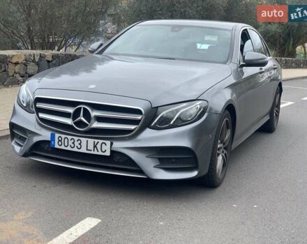 Серый Мерседес Е-Класс, объемом двигателя 1.95 л и пробегом 140 тыс. км за 18536 $, фото 1 на Automoto.ua